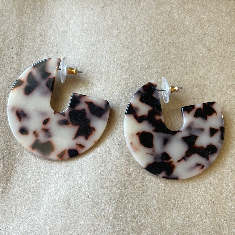 Fashion earrings